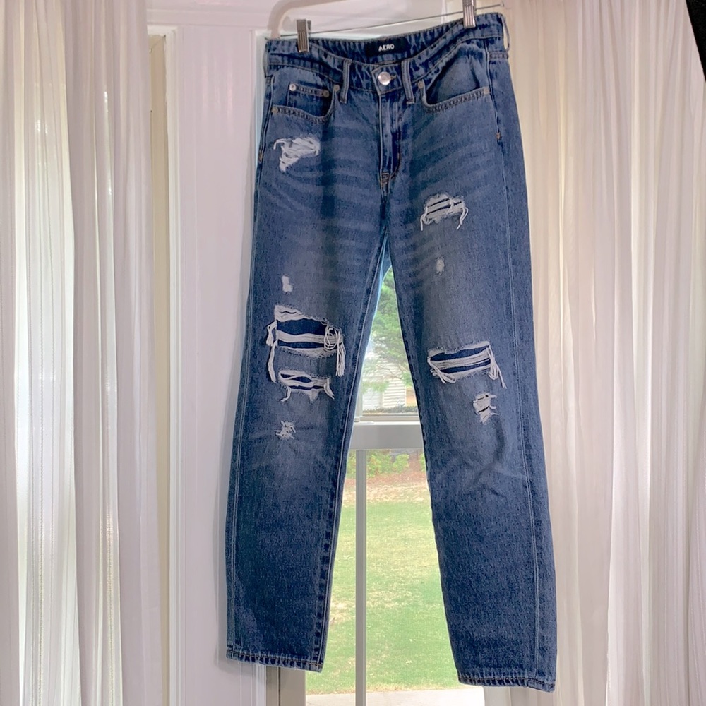 EUC Aeropostale Distressed Boyfriend Jeans